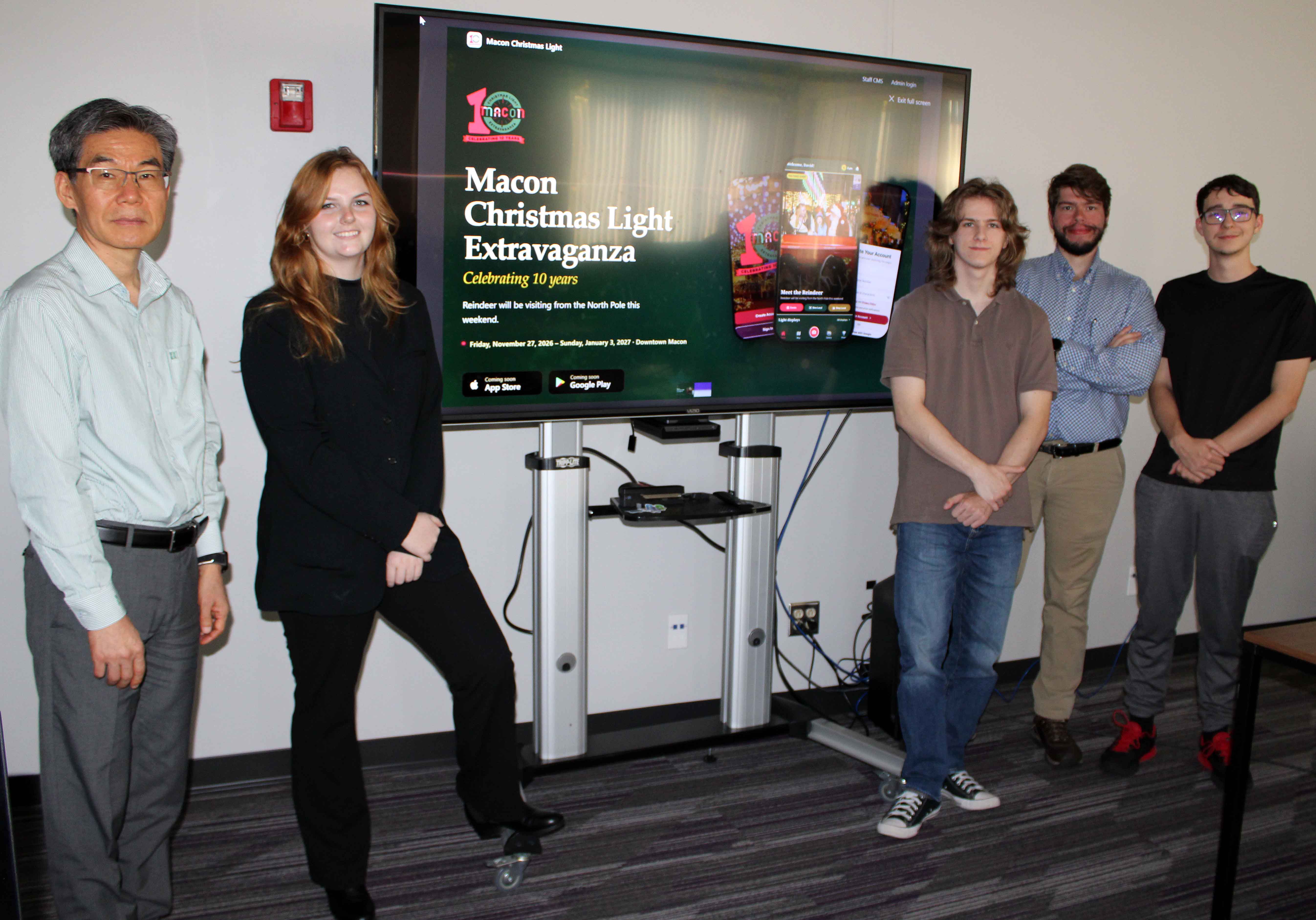 MGA Computer Science Students Developing App To Enhance Macon Christmas Lights Experience
